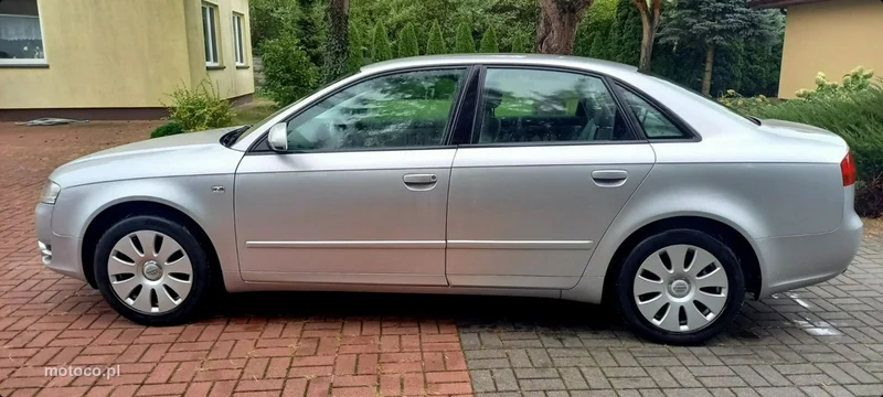 Audi A4 B7 8