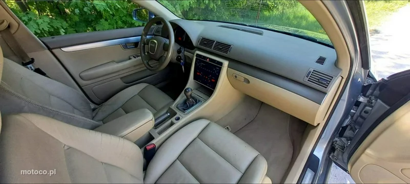 Audi A4 B7 30