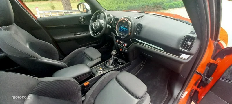 MINI Countryman 37