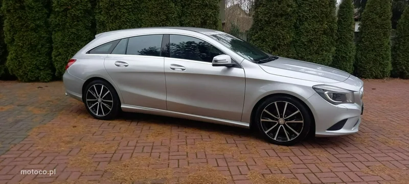 Mercedes-Benz CLA C117 CLA 180 14