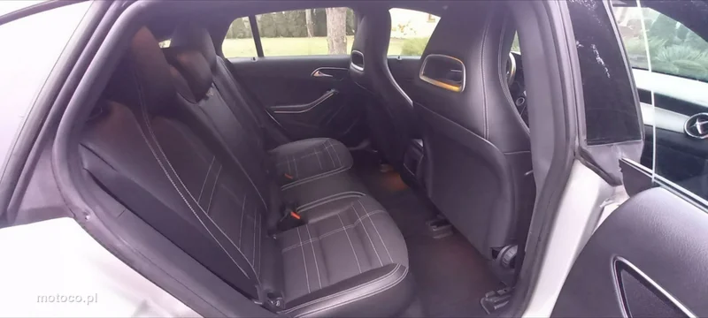 Mercedes-Benz CLA C117 CLA 180 36