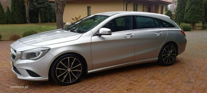 Mercedes-Benz CLA C117 CLA 180 7