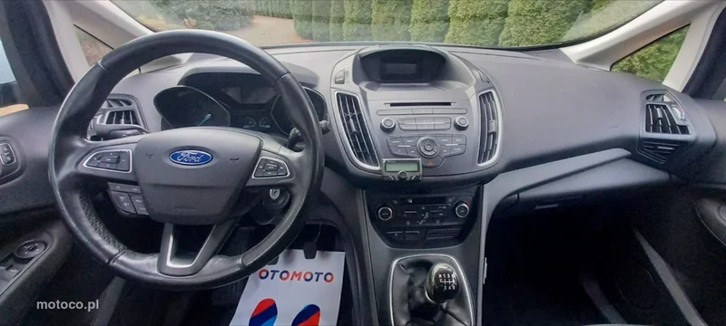 Ford C-Max II 27