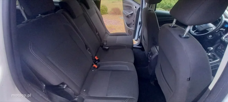 Ford C-Max II 30