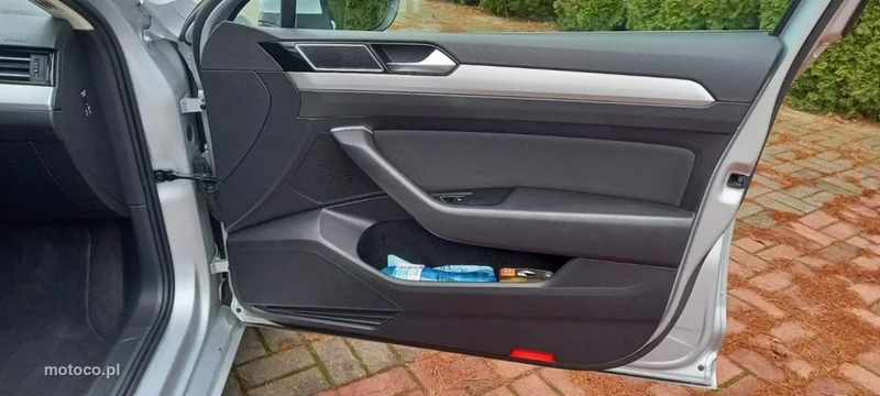 Volkswagen Passat B8 24