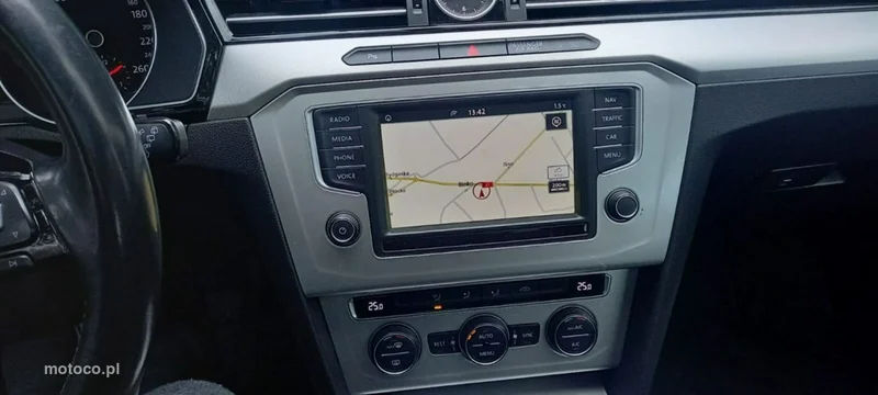 Volkswagen Passat B8 35