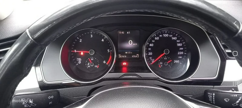 Volkswagen Passat B8 36