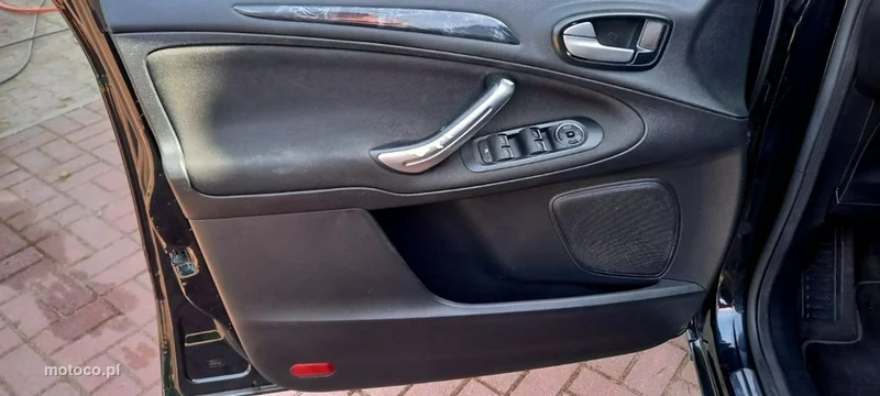Ford Galaxy II 18