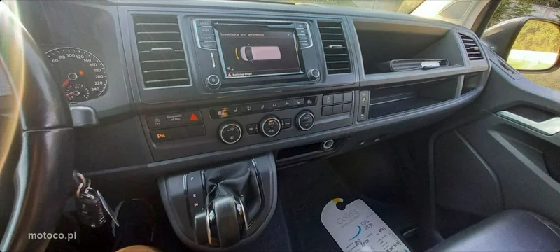 Volkswagen Multivan 38