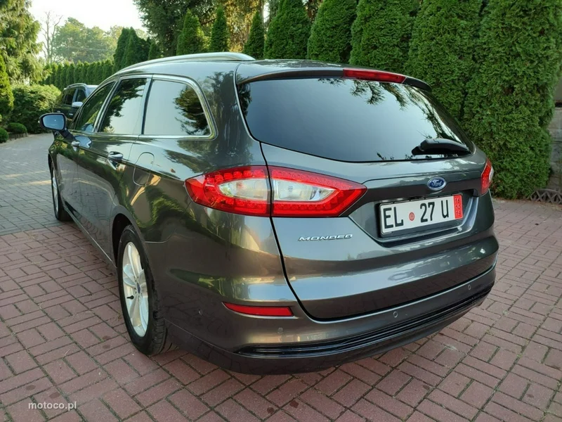 Ford Mondeo V 19