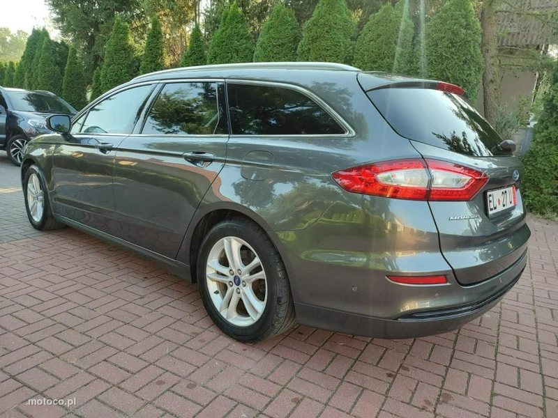 Ford Mondeo V 23