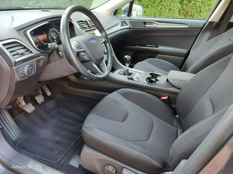 Ford Mondeo V 25