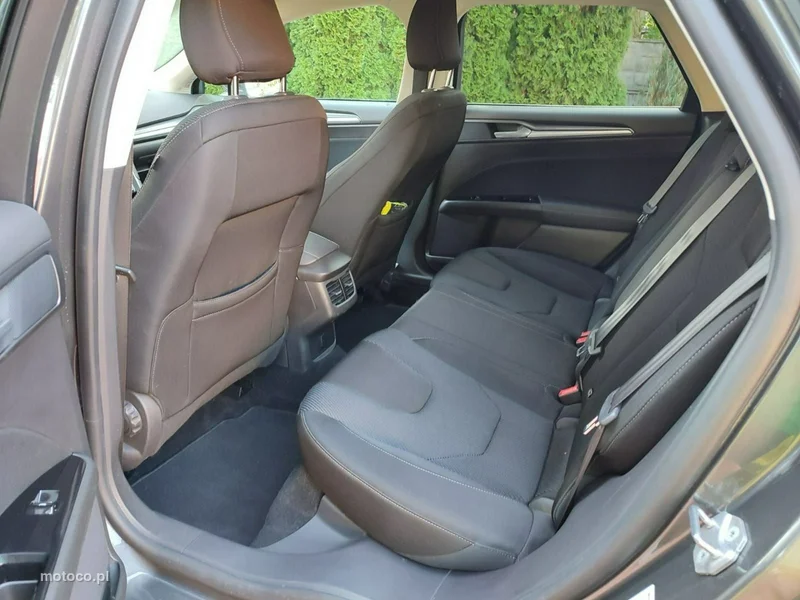 Ford Mondeo V 26