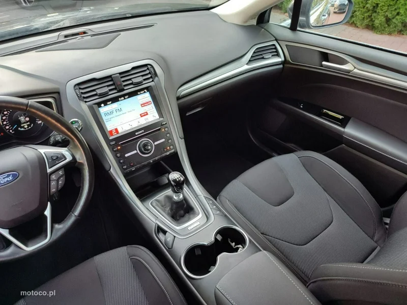 Ford Mondeo V 28