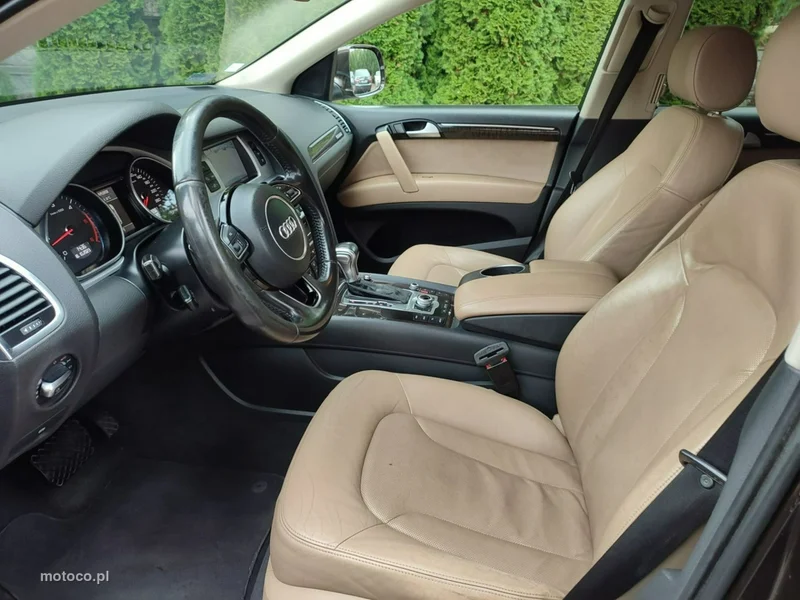 Audi Q7 4L 26