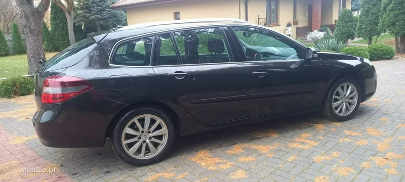 Renault Laguna III 13