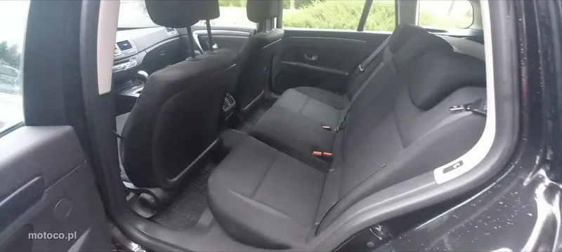 Renault Laguna III 19