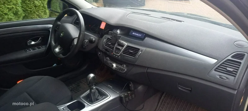 Renault Laguna III 21