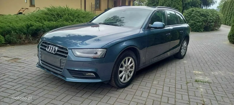 Audi A4 B8 11