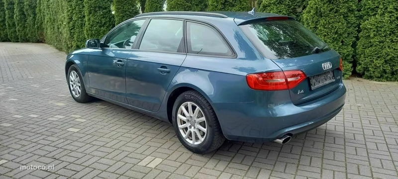 Audi A4 B8 22
