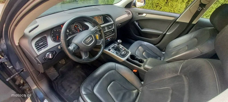 Audi A4 B8 23