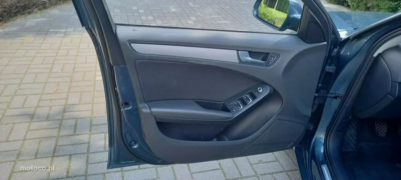 Audi A4 B8 25