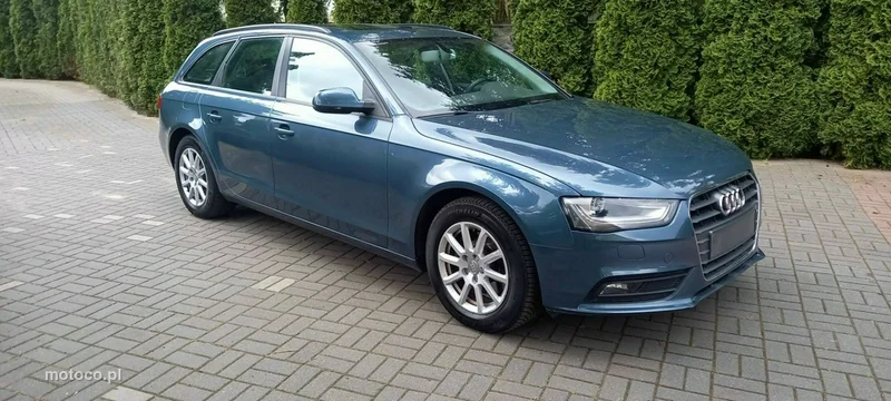 Audi A4 B8 6