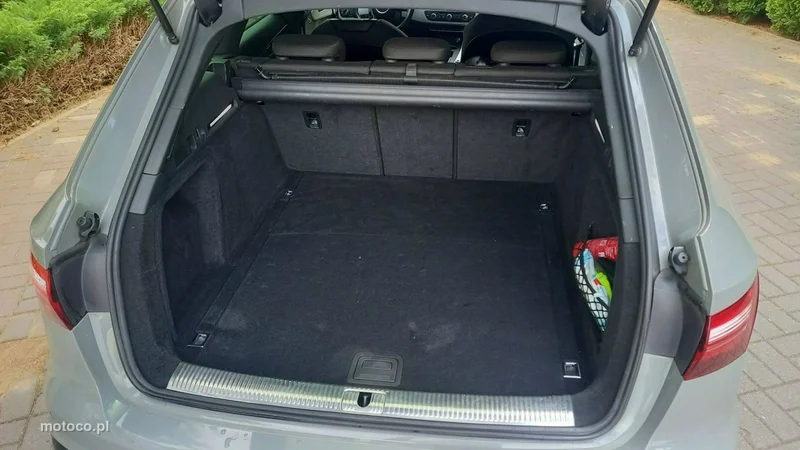 Audi A4 B9 37