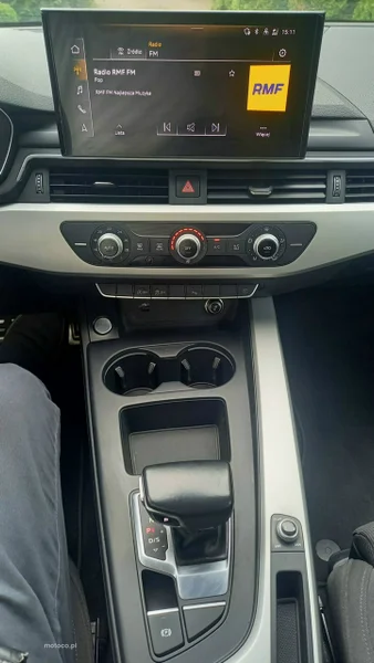 Audi A4 B9 43