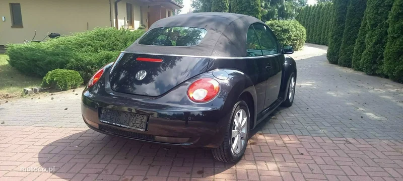 Volkswagen New Beetle 16