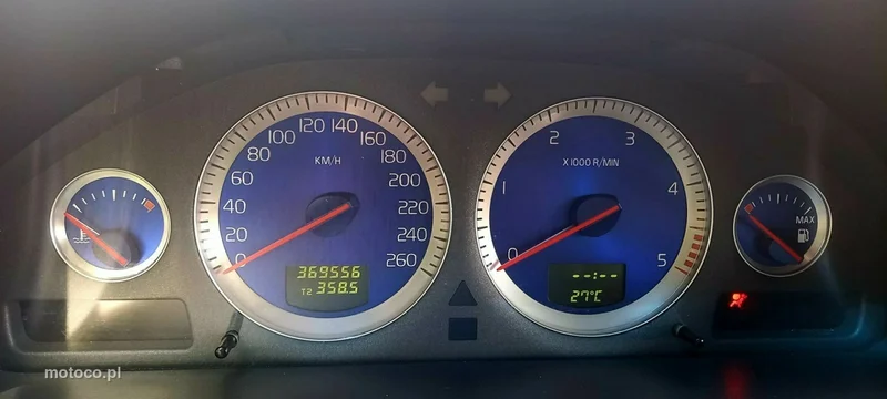 Volvo XC 90 11