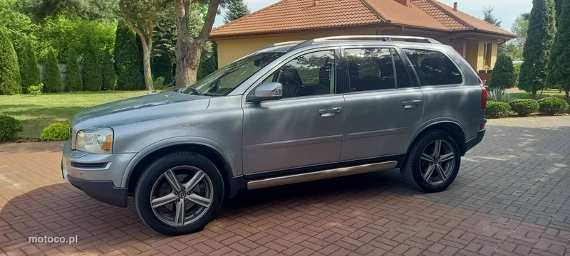 Volvo XC 90 8