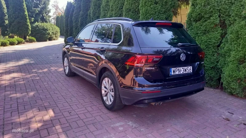 Volkswagen Tiguan AD 15