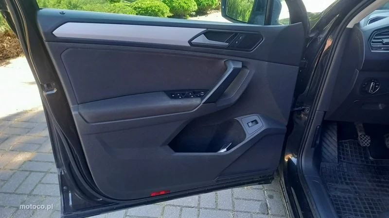 Volkswagen Tiguan AD 27