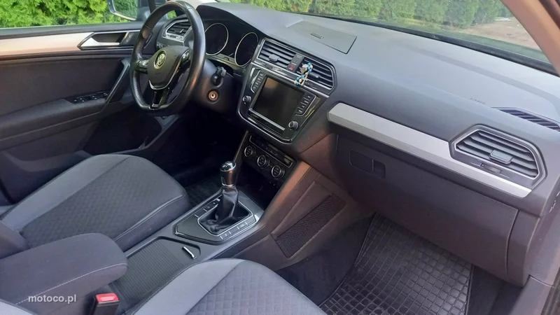 Volkswagen Tiguan AD 37