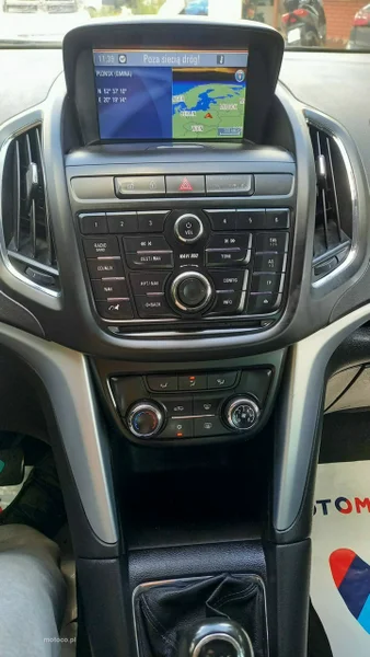 Opel Zafira C Tourer 22