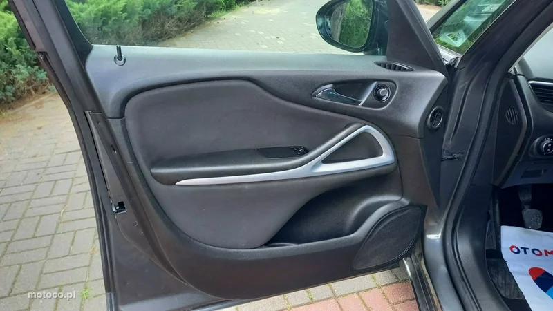 Opel Zafira C Tourer 32