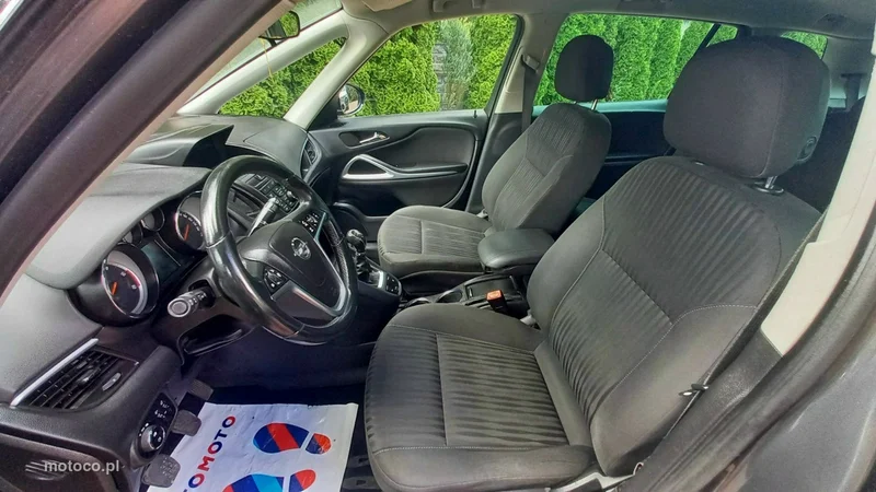 Opel Zafira C Tourer 34