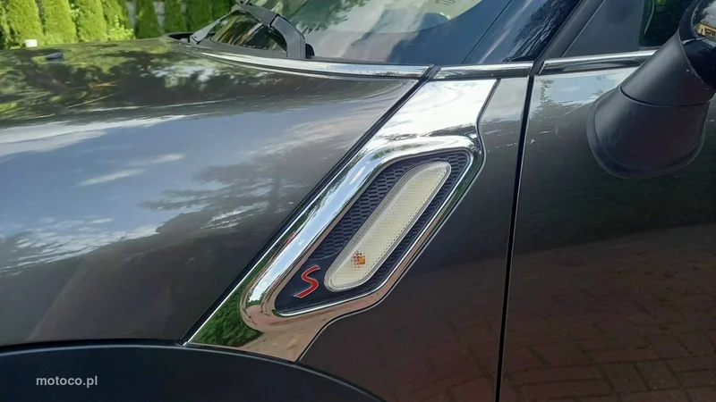 MINI Countryman 8