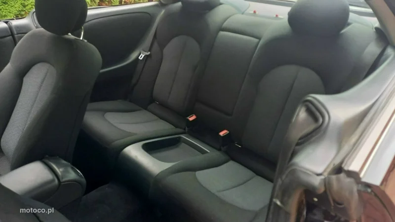 Mercedes-Benz Klasa E W212 E 200 22
