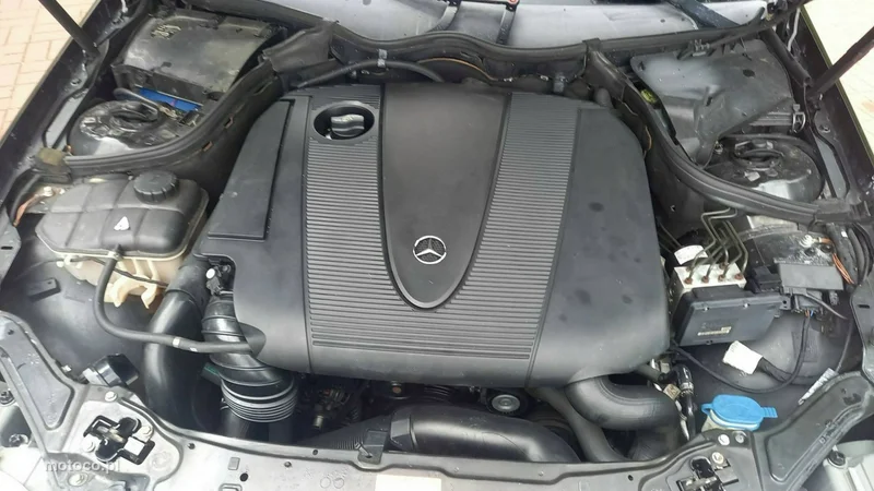 Mercedes-Benz Klasa E W212 E 200 29