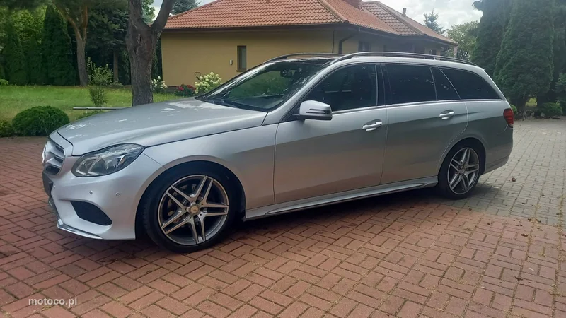 Mercedes-Benz Klasa E W212 E 220 11