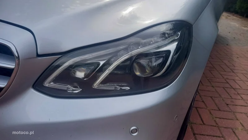 Mercedes-Benz Klasa E W212 E 220 12