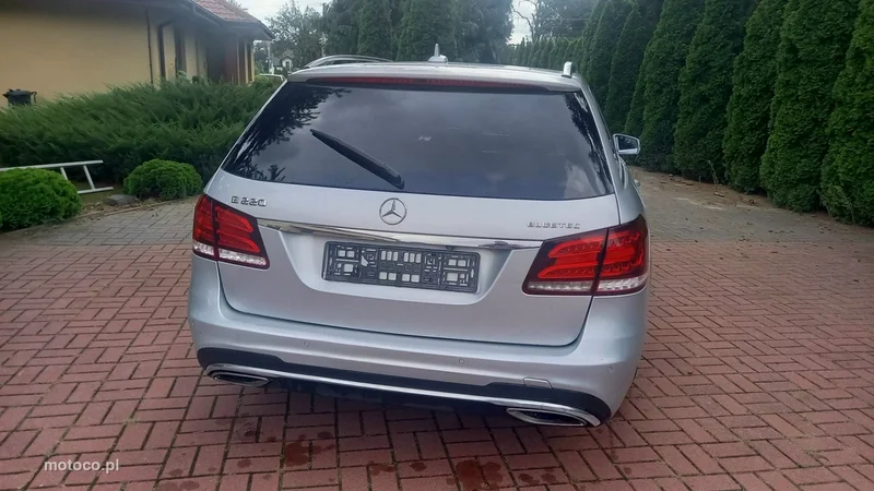Mercedes-Benz Klasa E W212 E 220 19