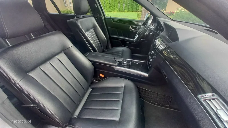 Mercedes-Benz Klasa E W212 E 220 28
