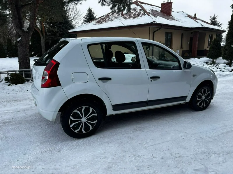Dacia Sandero 11