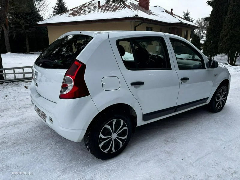 Dacia Sandero 6