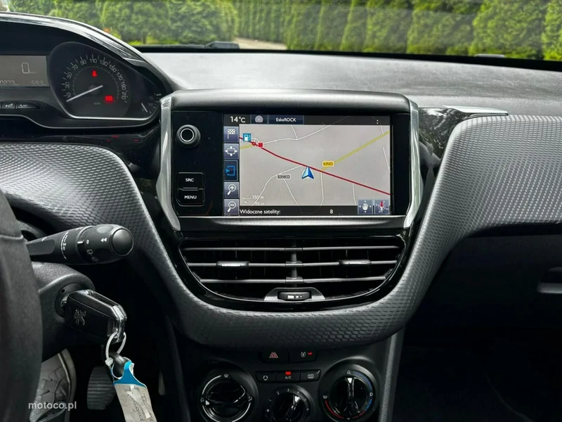 Peugeot 2008 24