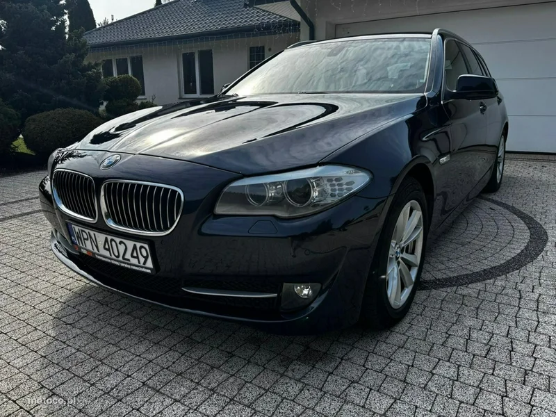 BMW Seria 5 F10 520 11