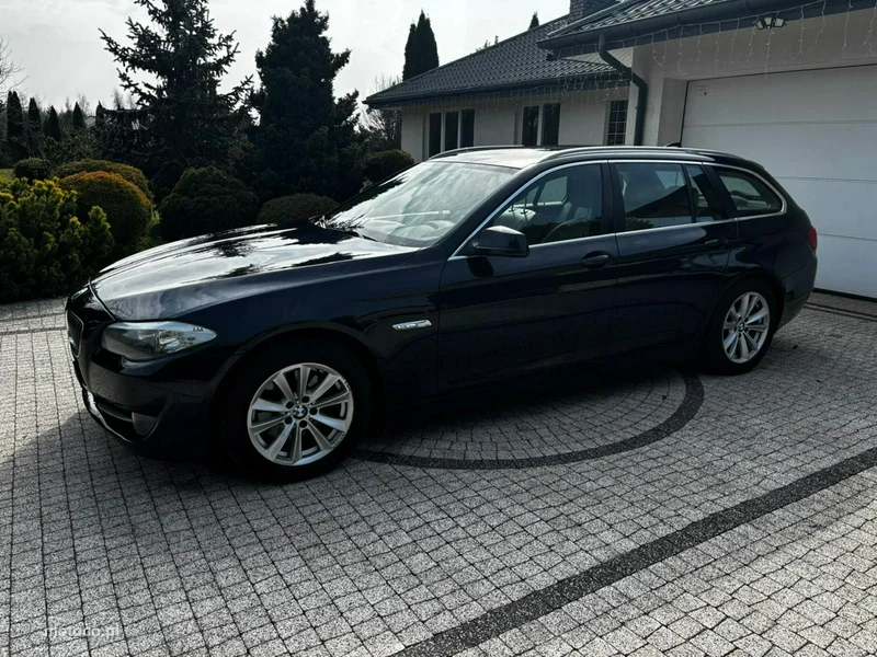 BMW Seria 5 F10 520 12